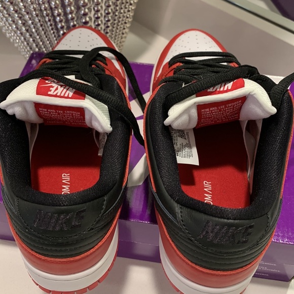 π Used Like new Nike SB popular color way β€οΈ - Picture 5 of 16